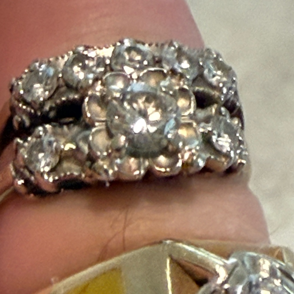 Over 2 carat Elegant Gold and Diamond Ring Set